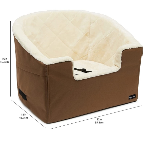 amazon basics Dog Nib Amazon Basics Pet Car Booster Bucket Seat 8 X